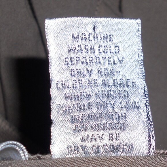 Chico's 2.5 Brown Taupe Convertible Pants Cargo Pocket Fits Size 14 - Picture 8 of 10